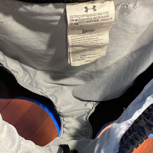 Athletic shorts - Picture 4 of 4